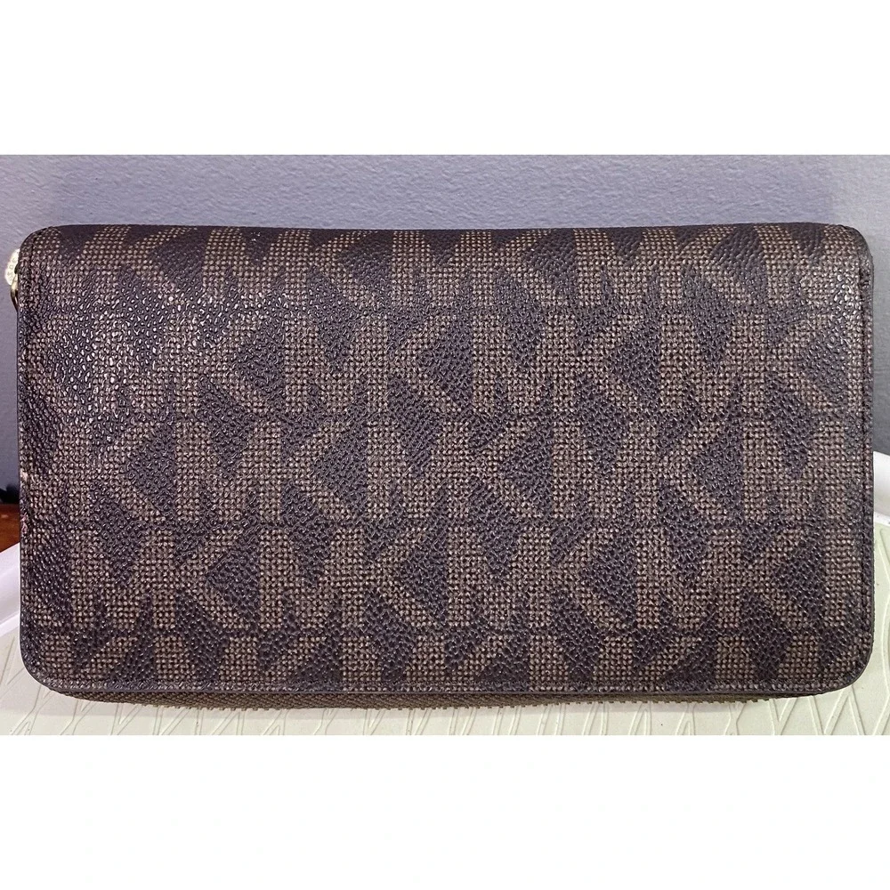 Michael Kors Womens Signature Logo print Canvas Large Wallet- Clutch Brown 4